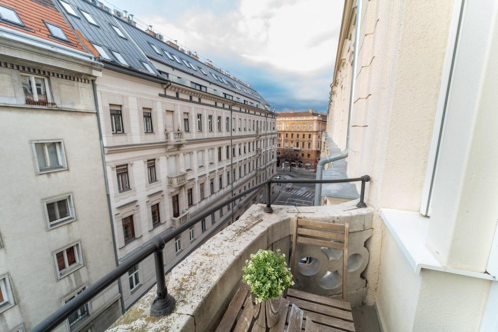 Upp Design Home Budapest Ngoại thất bức ảnh